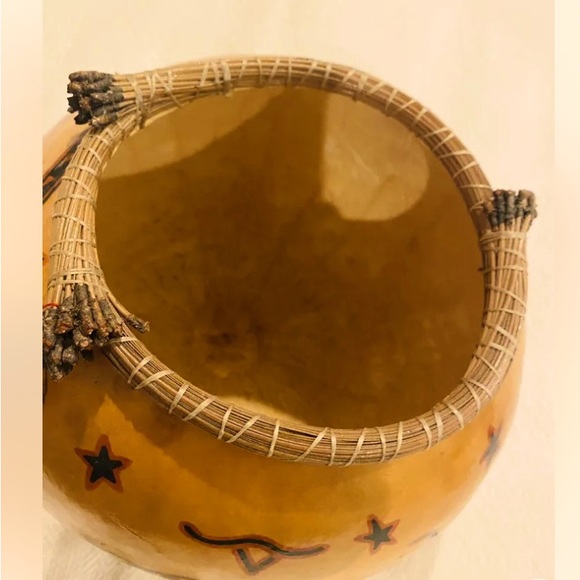 Western Farm Ranch Decor Bull Hand painted, signed Gourd Bowl w Pine Needle Rim - Picture 1 of 8